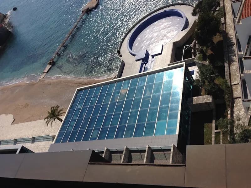 Hotel Avala - Budva — Ugrađene folije za stakla 1