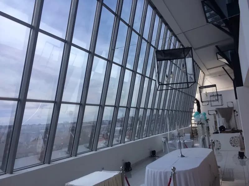 Stadion shopping centar — Ugrađene folije za stakla 3